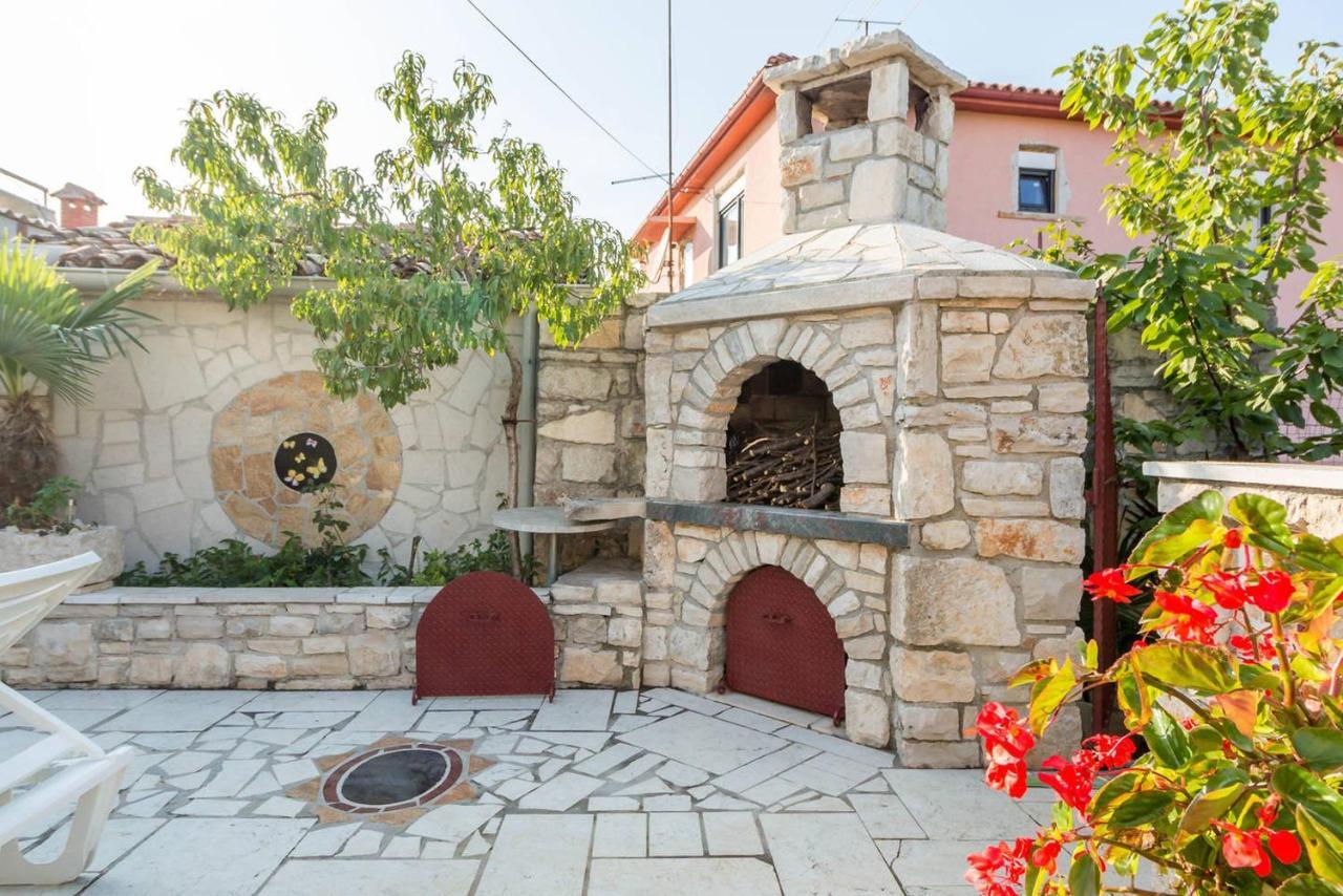 Kuca Za Odmor Lucy Apartment Pula Exterior foto