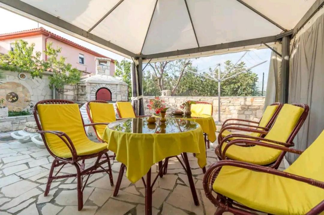 Kuca Za Odmor Lucy Apartment Pula Exterior foto